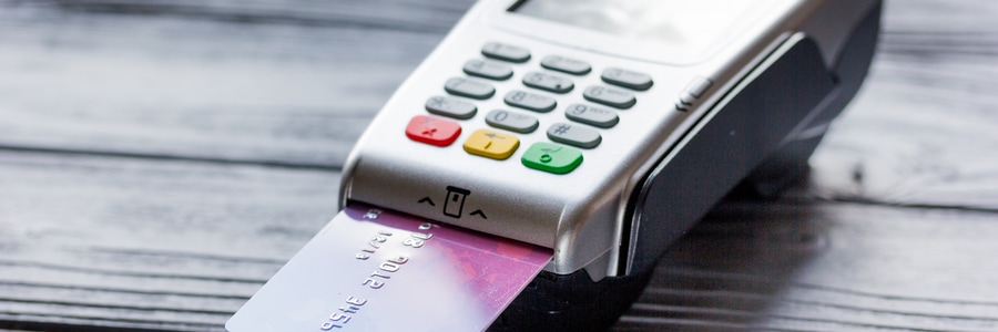 Differences Between a Credit Card Machine and POS System